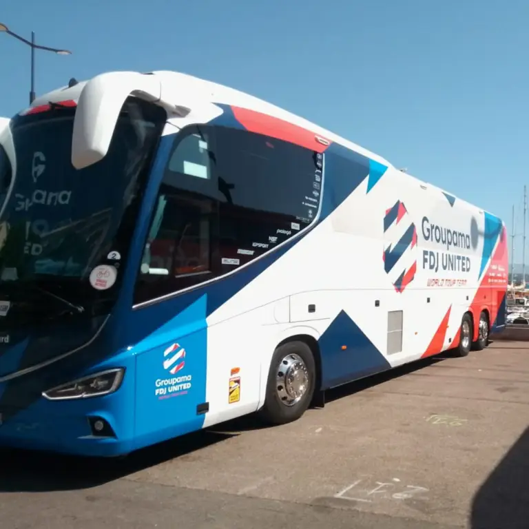 Bus Groupama FDJ UNITED
